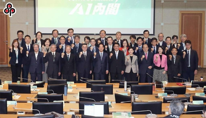 赖清德卓荣泰行政团队