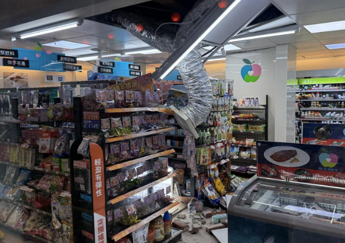 台南地震超市便利店受损