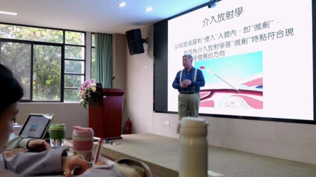 艾在归途：每一步都是家的方向05083364