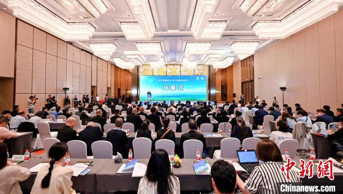 第十二届两岸公益论坛14日在厦门开幕。中国宋庆龄基金会供图