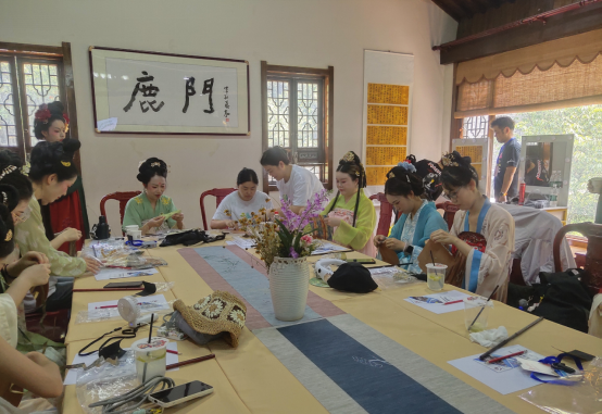 两岸青年文化交流活动圆满举行208