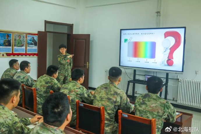 006eRu6Vly1i6r4ep5a2nj30u00k0qhj