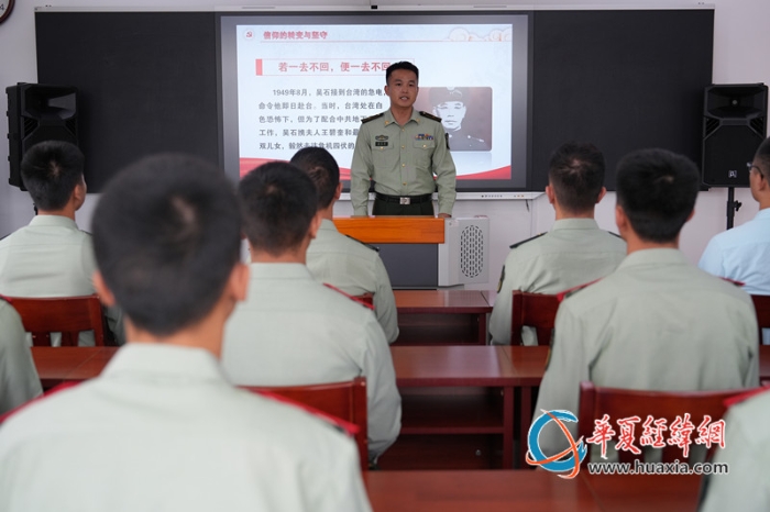 1.组织开展“强军故事会”。王松青 摄_副本