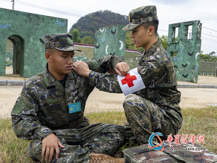 服务部队 725169_700x700.jpg?r=1762394877783