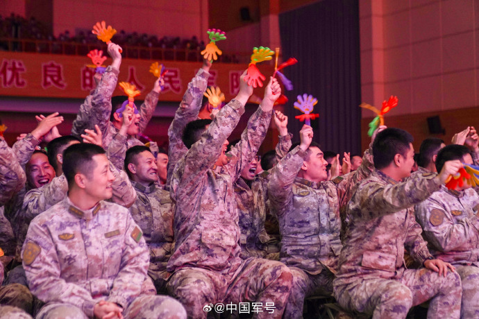 008rKb6ply1i7g7jm1oqpj34mo334qv9